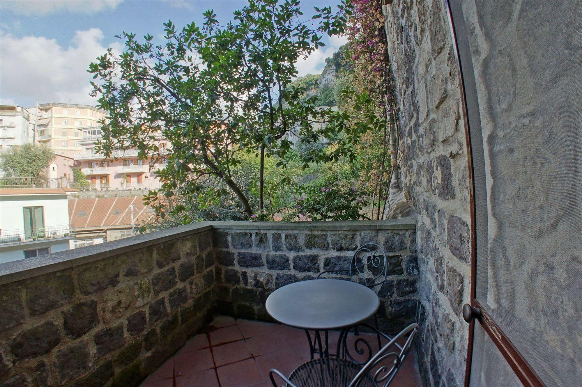 La Neffola Residence Сорренто Экстерьер фото